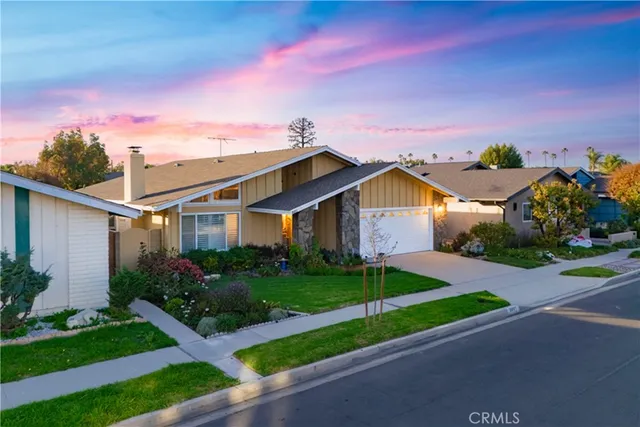 $1,275,000 | 3271 Marna Avenue, Long Beach, CA 90808