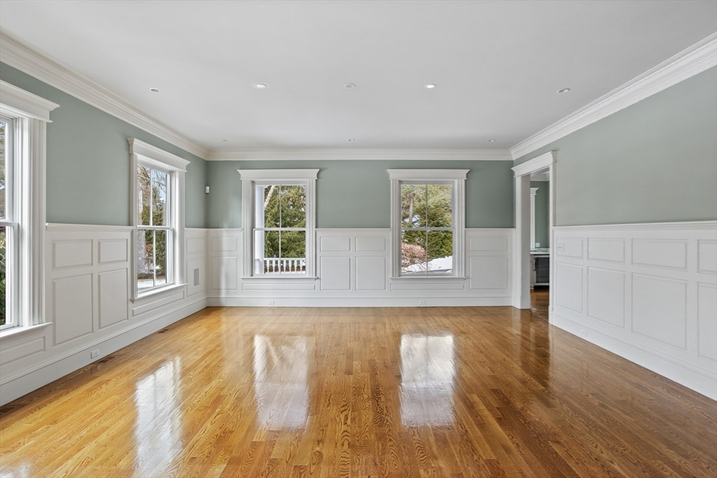 23 Burroughs Road Lexington, MA 02420 - Photo 11 of 27