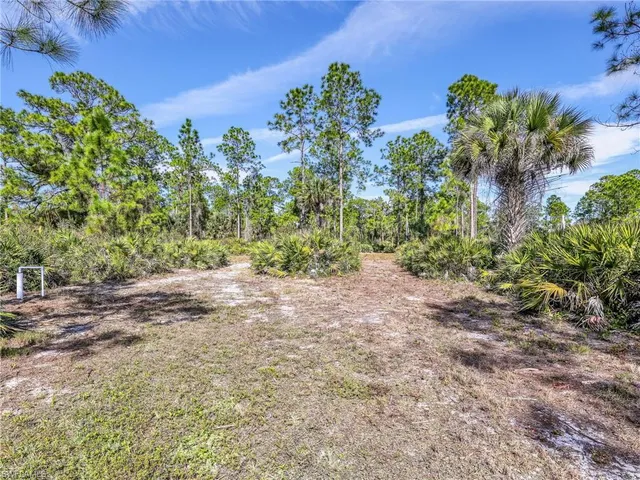 $839,900 | 2007 22nd Avenue Northeast, Naples, FL 34120