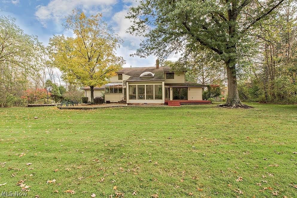 2770 Belgrave Road Cleveland, OH 44124 - Photo 2 of 27