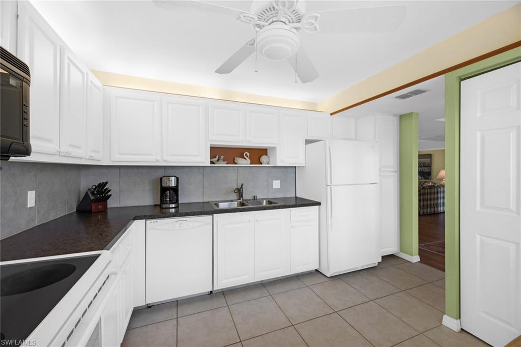 237 Albi Road, Unit 4 Naples, FL 34112 - Photo 19 of 50 Gallery Image 19
