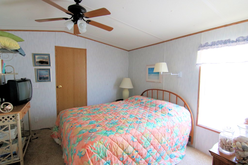 204 6th Street Port St. Joe, FL 32456 - Photo 9 of 15