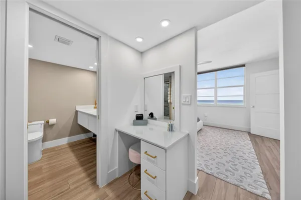 $685,000 | 750 North Ocean Boulevard, Unit 608, Pompano Beach, FL 33062