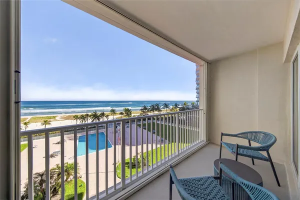$685,000 | 750 North Ocean Boulevard, Unit 608, Pompano Beach, FL 33062