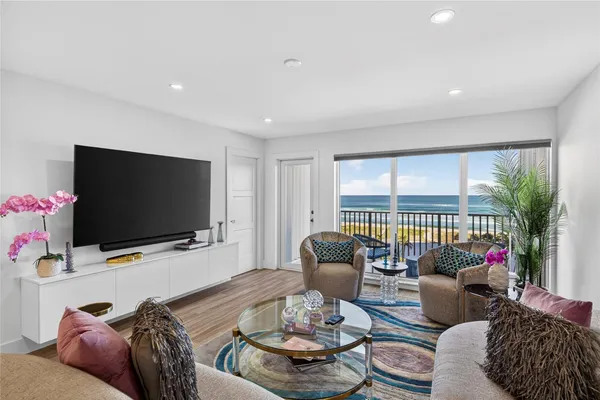 $685,000 | 750 North Ocean Boulevard, Unit 608, Pompano Beach, FL 33062