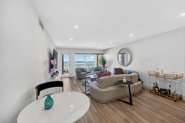 $685,000 | 750 North Ocean Boulevard, Unit 608, Pompano Beach, FL 33062