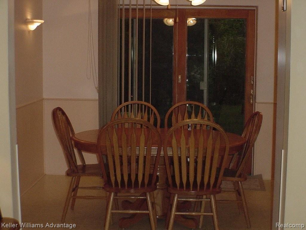 22986 Tuck Road Farmington, MI 48336 - Photo 9 of 20 Dining Rm
