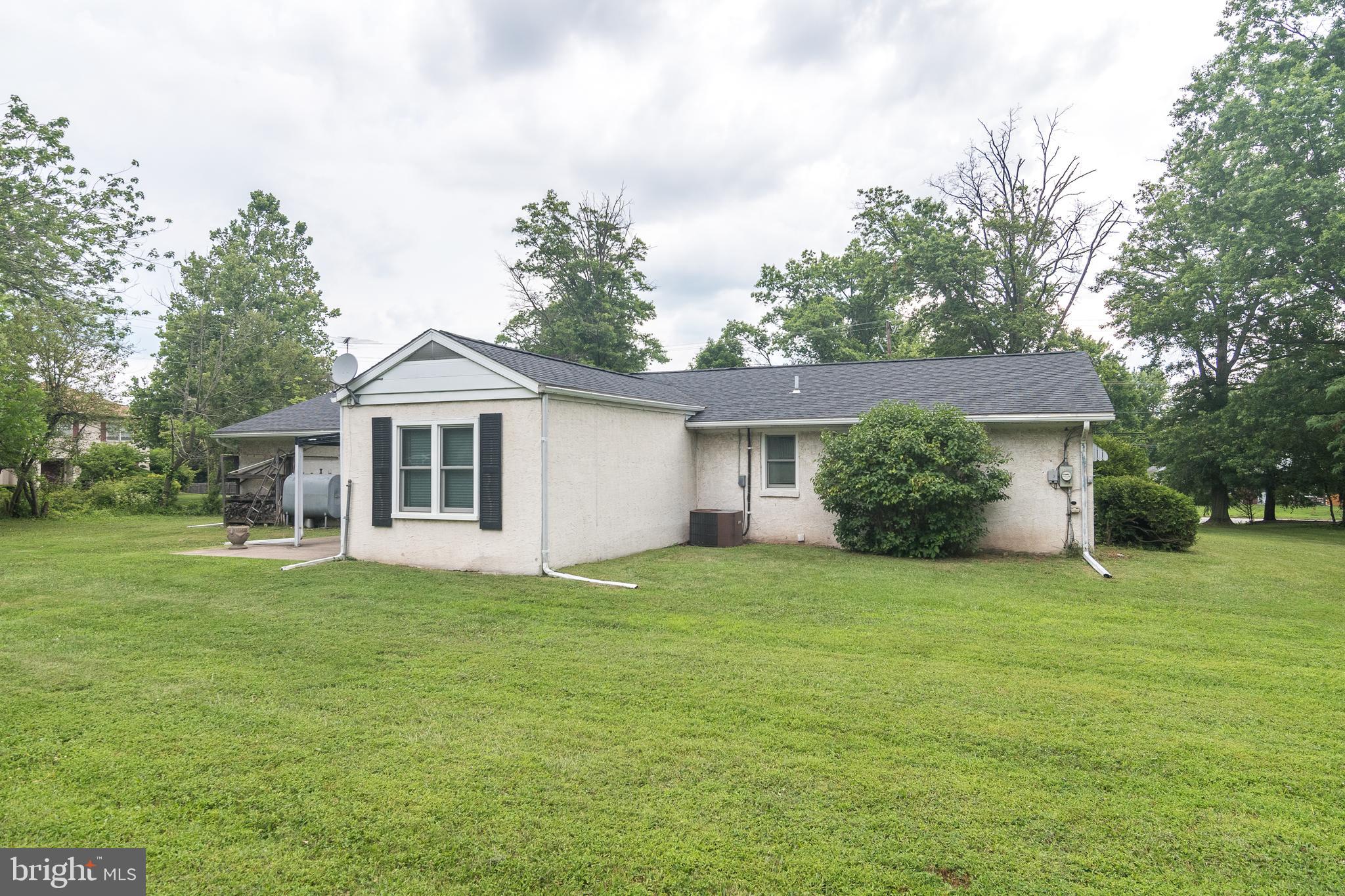 512 Cowpath Road Lansdale, PA 19446 - Photo 5 of 46 Familyroom