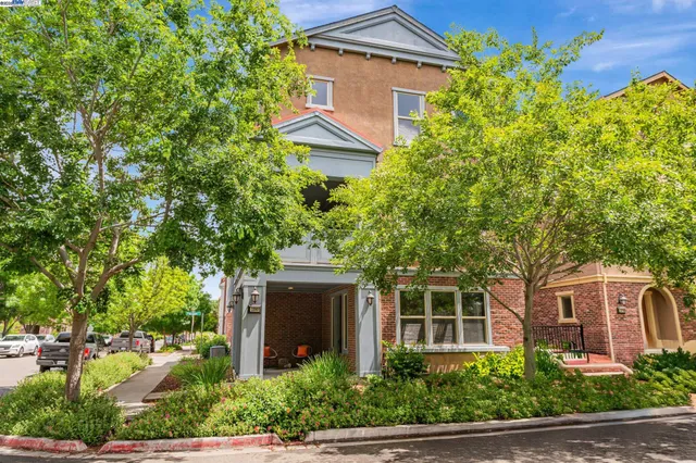 $1,849,000 | 1380 Brookline Loop, Pleasanton, CA 94566