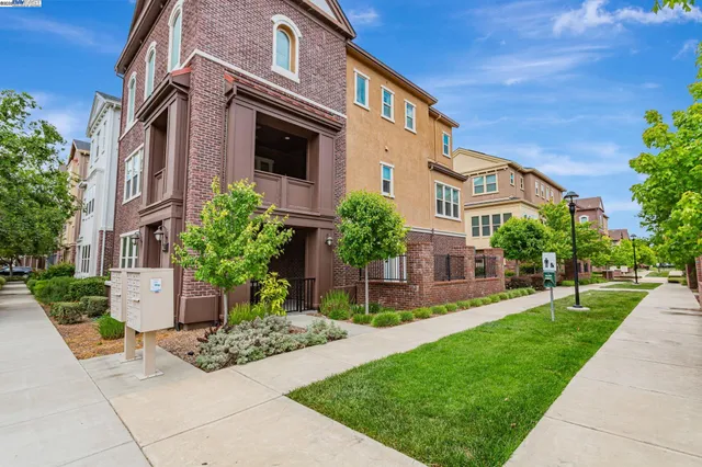 $1,849,000 | 1380 Brookline Loop, Pleasanton, CA 94566