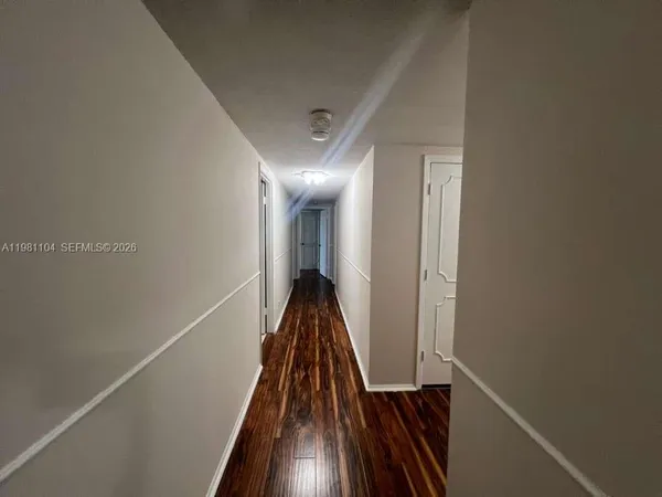 $2,500 | 800 Northeast 195th Street, Unit 501, Miami, FL 33179