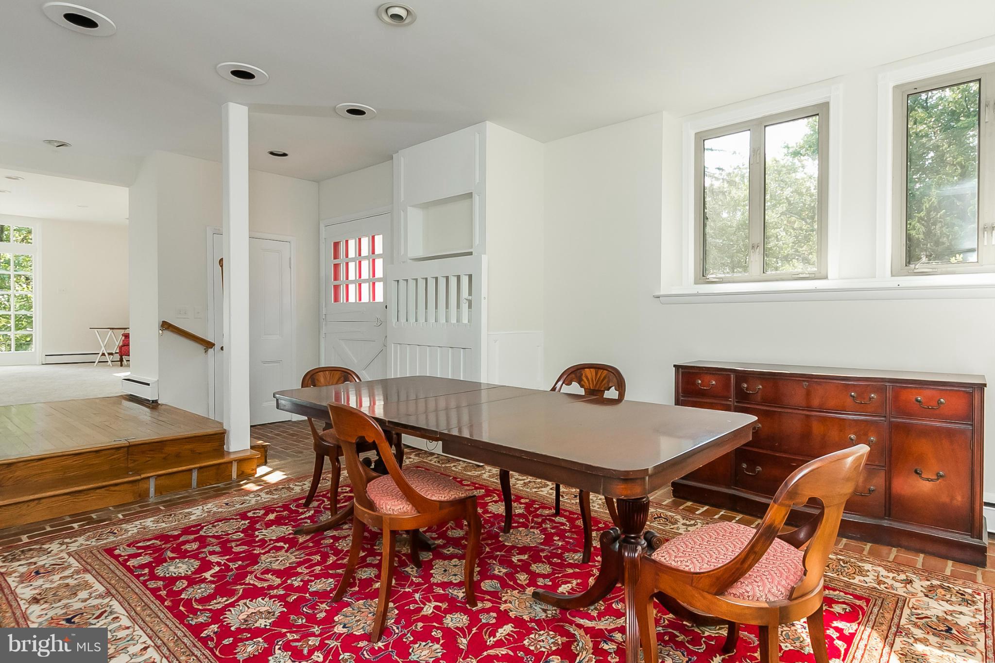 909 Poplar Hill Road Baltimore, MD 21210 - Photo 17 of 30 Dining Room
