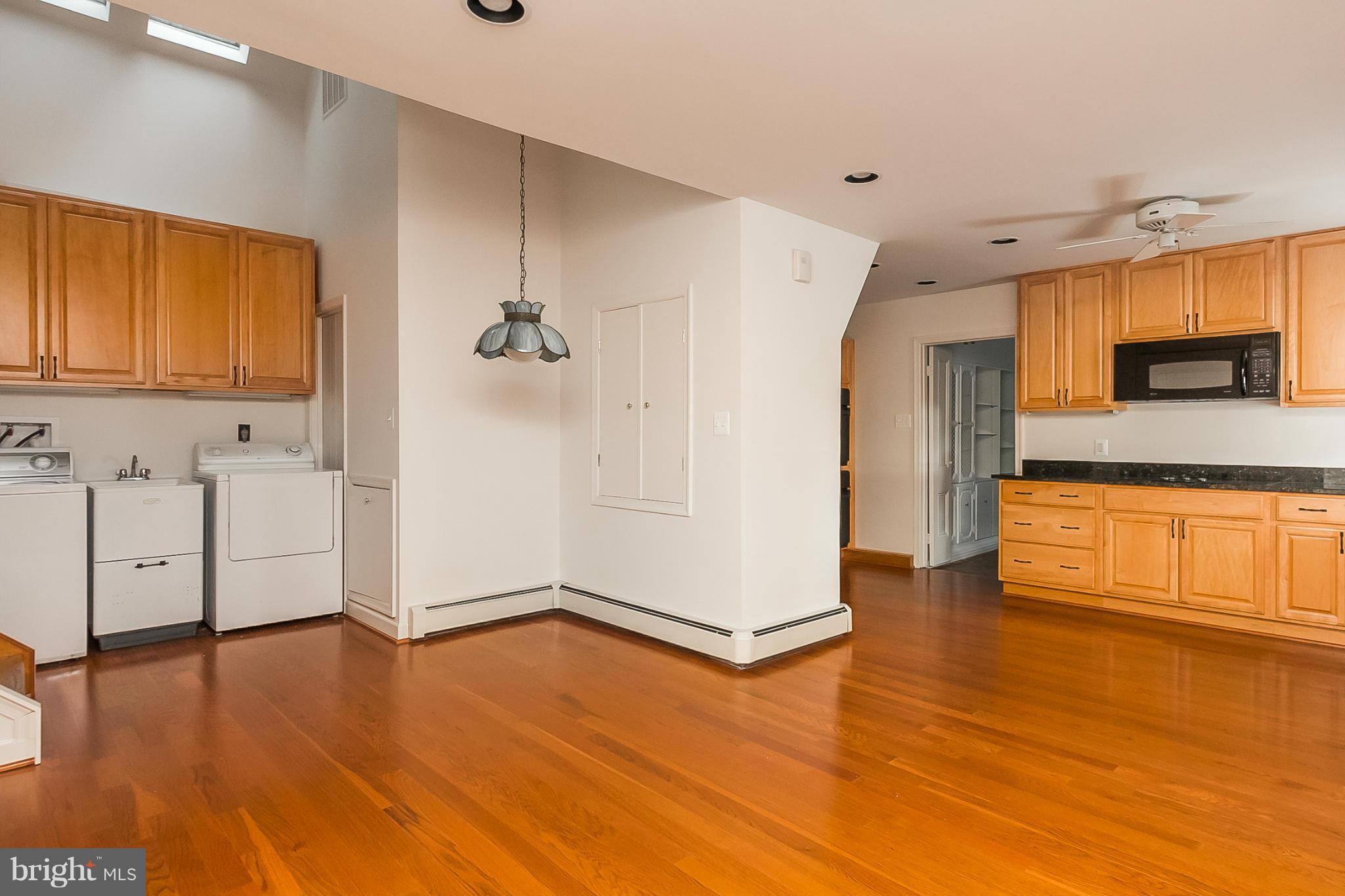 909 Poplar Hill Road Baltimore, MD 21210 - Photo 20 of 30 Kitchen