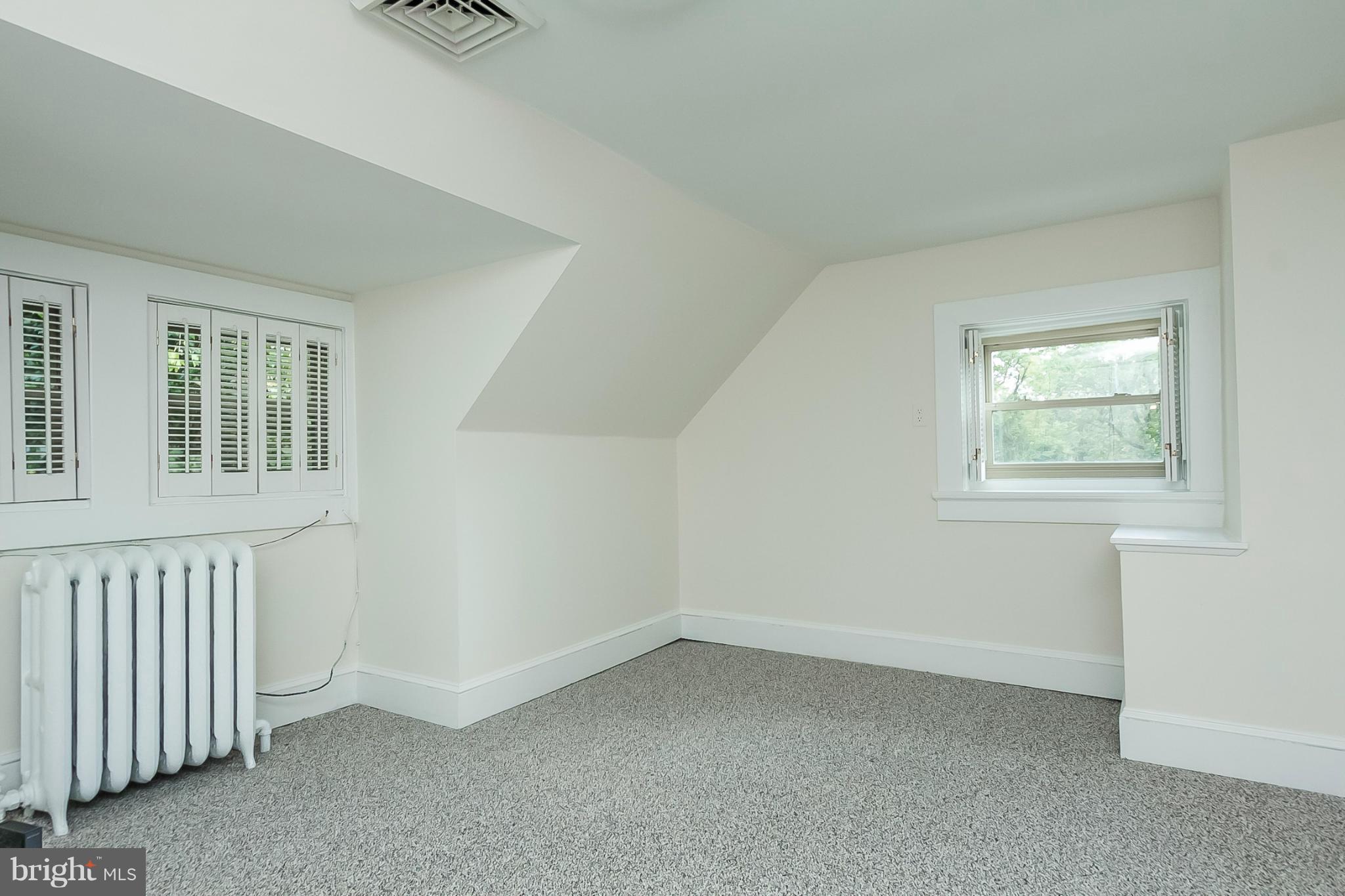 909 Poplar Hill Road Baltimore, MD 21210 - Photo 22 of 30 Bedroom