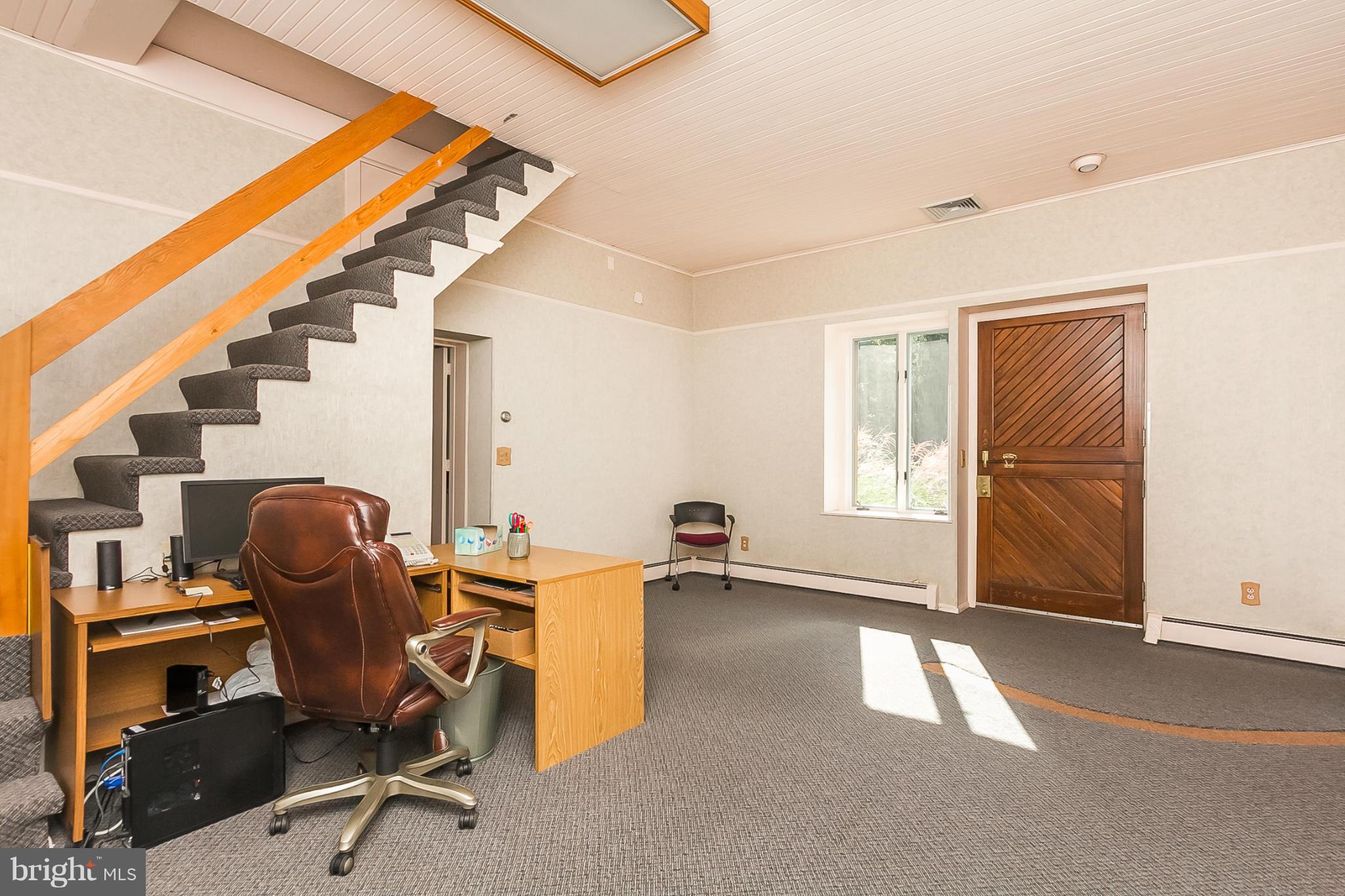 909 Poplar Hill Road Baltimore, MD 21210 - Photo 29 of 30 Interior (General)