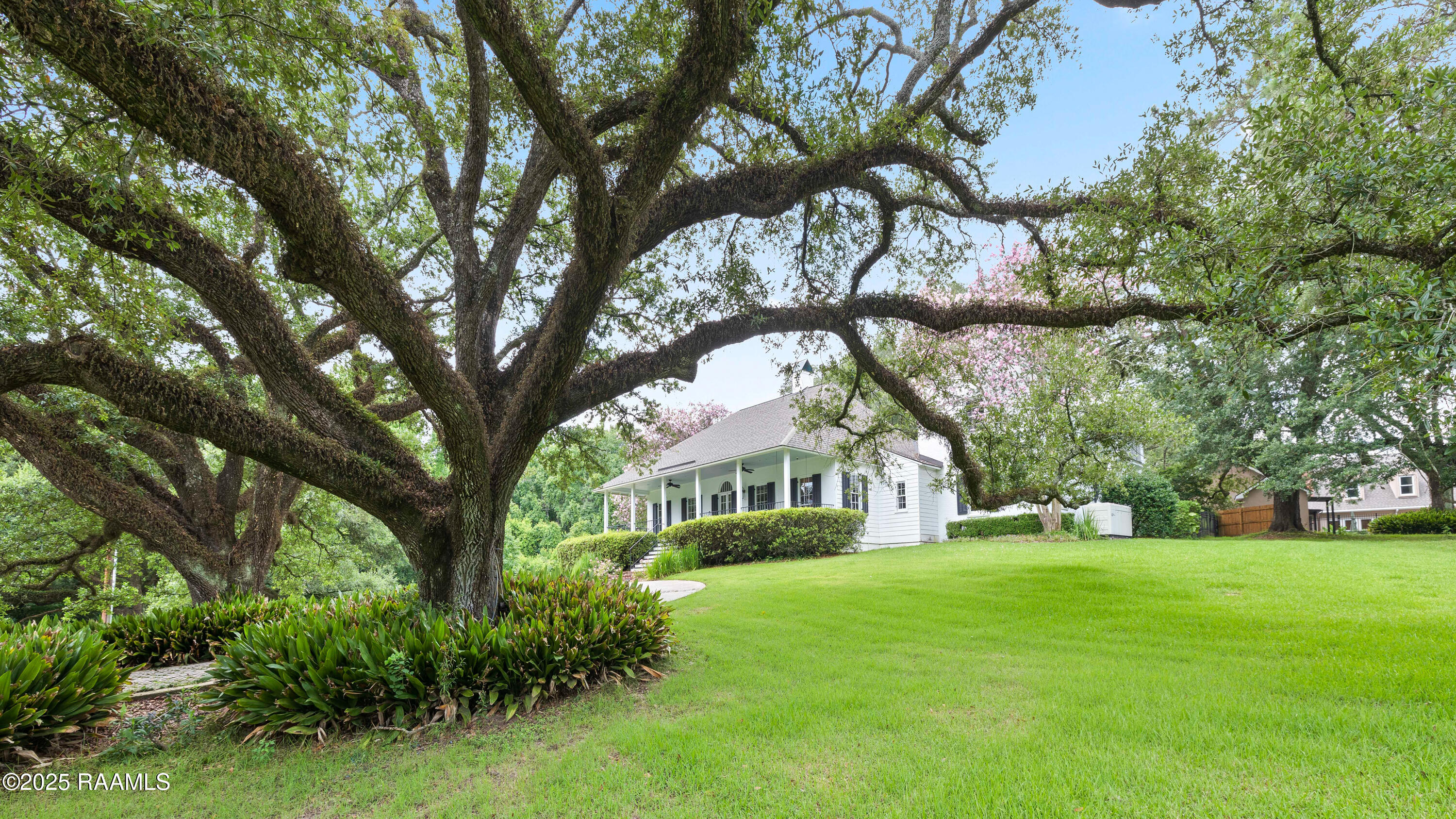 14551 Highland Road Baton Rouge, LA 70810 - Photo 2 of 60 Highland-47