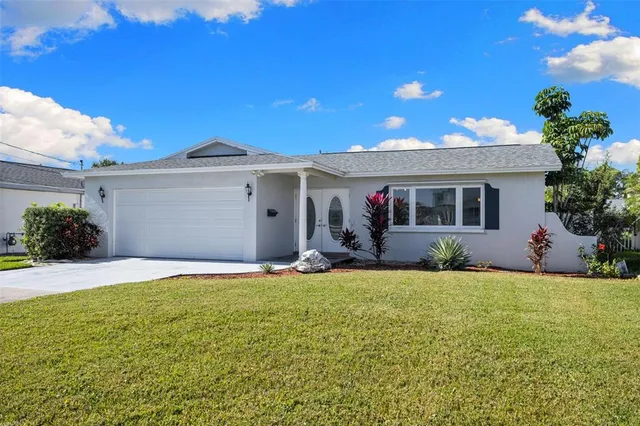 $449,999 | 6026 Bayou Grande Boulevard Northeast, St. Petersburg, FL 33703