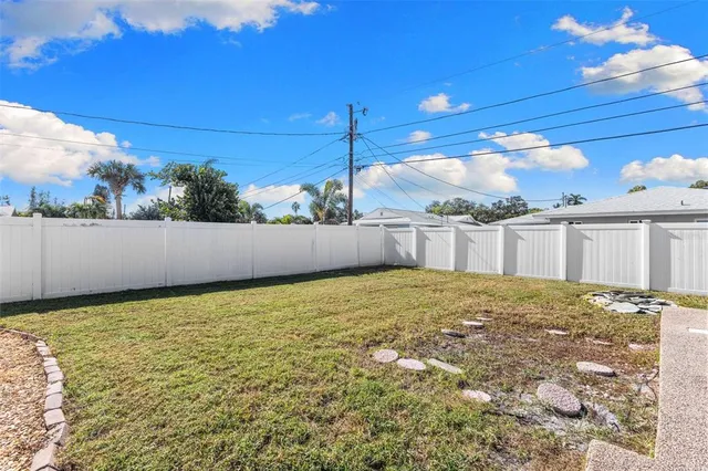 $449,999 | 6026 Bayou Grande Boulevard Northeast, St. Petersburg, FL 33703