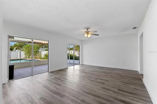 $449,999 | 6026 Bayou Grande Boulevard Northeast, St. Petersburg, FL 33703