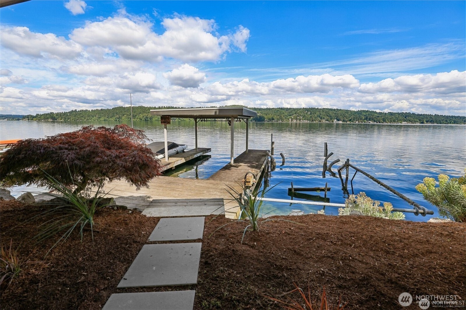 12582 Riviera Place Northeast Seattle, WA 98125 - Photo 3 of 40 Gallery Image 3