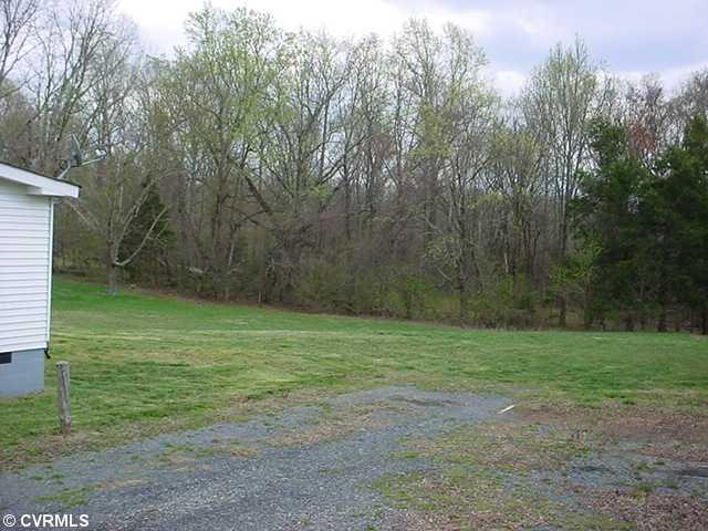 168 Jennings Road Cartersville, VA 23027 - Photo 3 of 8 Exterior Front