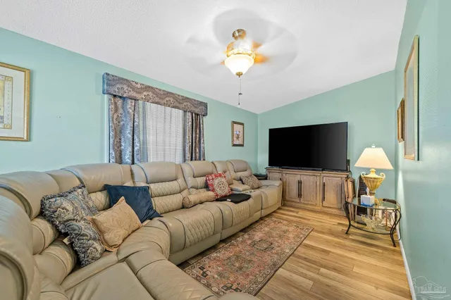 $220,000 | 77 Horn Drive, Lillian, AL 36549