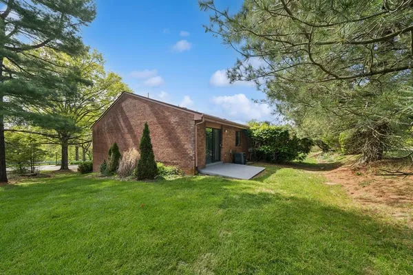 $235,000 | 2785 Bingham Drive, Pittsburgh, PA 15241