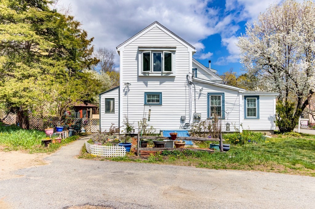 120 Mechanic Street Upton, MA 01568 - Photo 3 of 42 Gallery Image 3