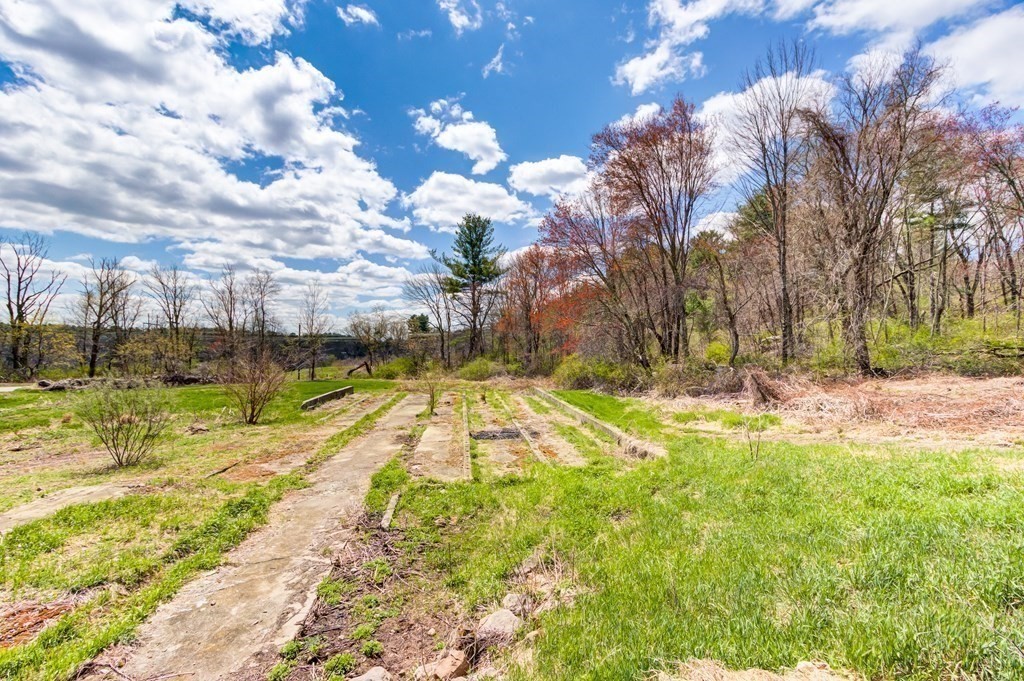 120 Mechanic Street Upton, MA 01568 - Photo 8 of 42 Gallery Image 8