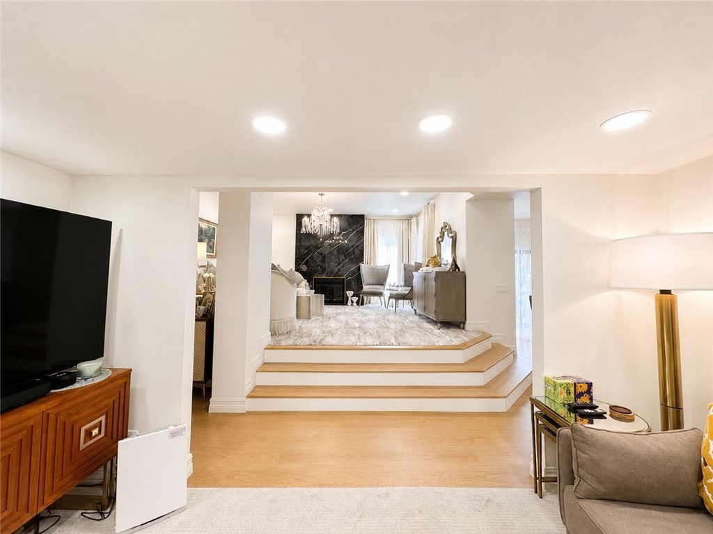 1313 Valley View Road, Unit 202 Glendale, CA 91202 - Photo 3 of 24