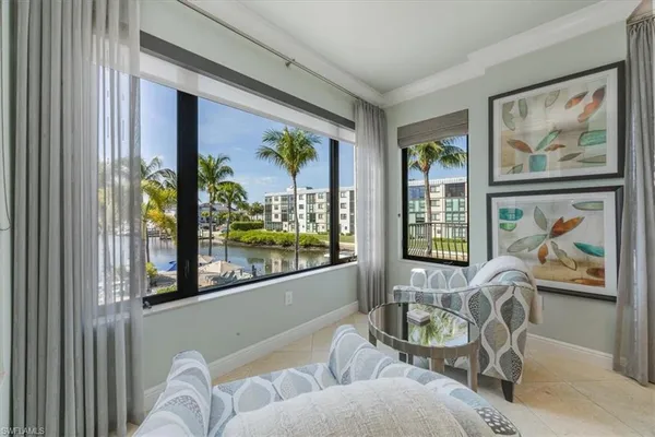 $1,825,000 | 1490 5th Avenue South, Unit 200B, Naples, FL 34102