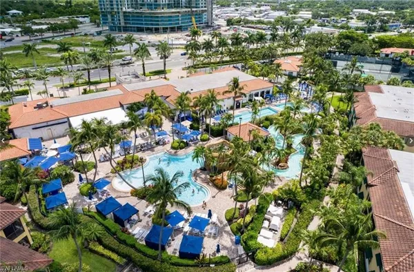 $1,825,000 | 1490 5th Avenue South, Unit 200B, Naples, FL 34102