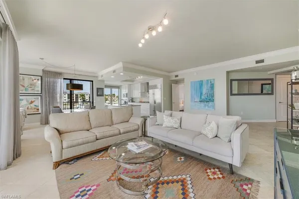 $1,825,000 | 1490 5th Avenue South, Unit 200B, Naples, FL 34102