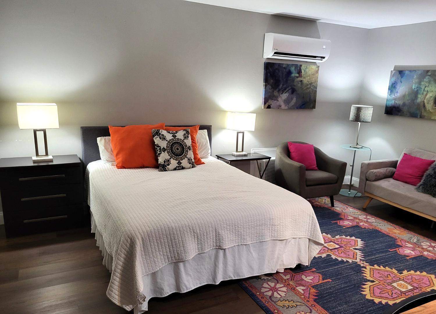 815 Clay Street, Unit A Raleigh, NC 27605 - Photo 4 of 11 Photo #3