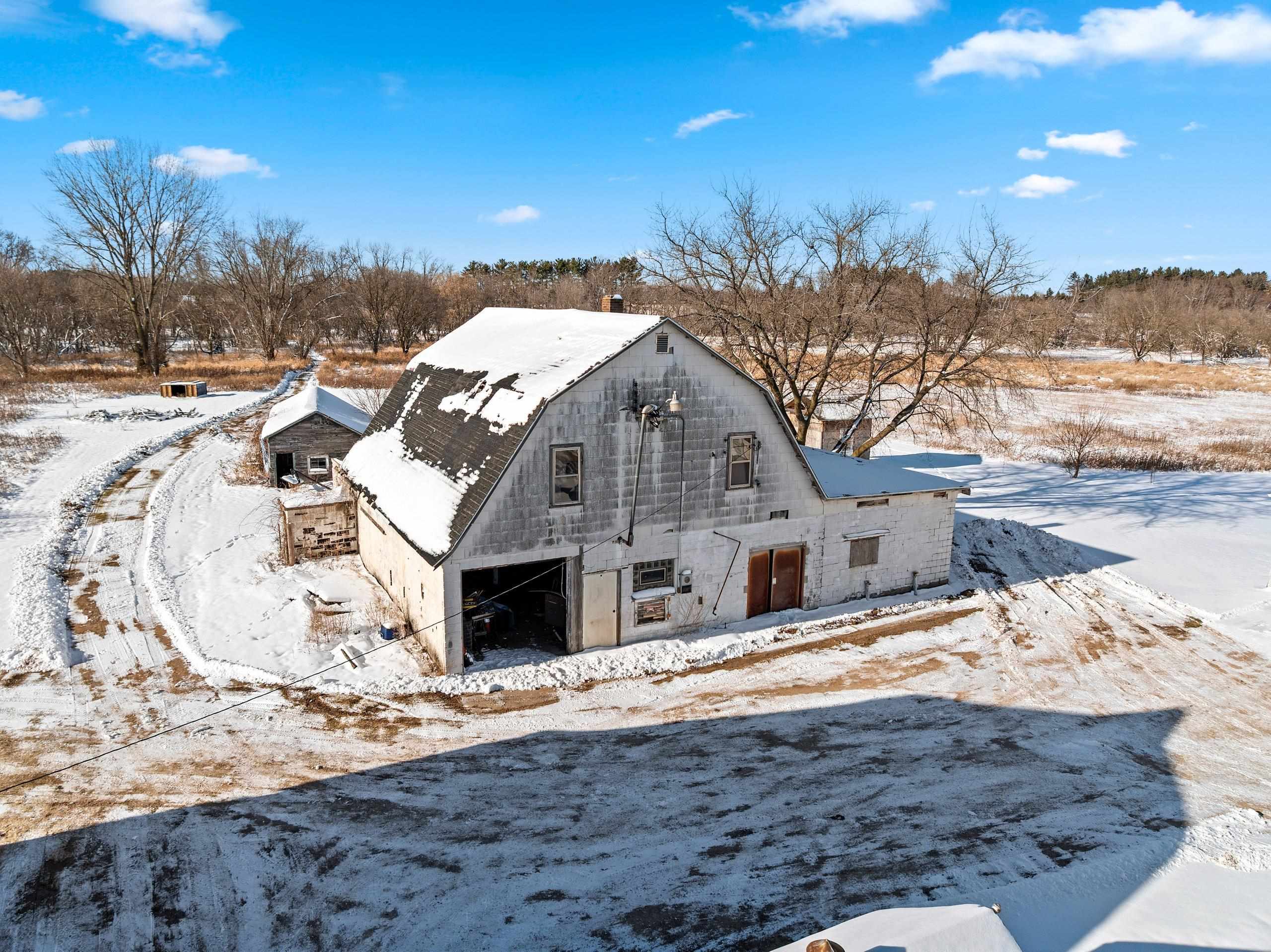 651 North Wisconsin Street Berlin, WI 54923 - Photo 37 of 51
