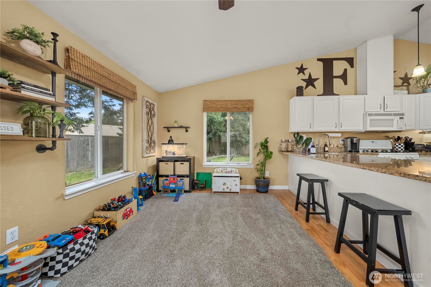 5919 Cherokee Loop Southeast Lacey, WA 98513 - Photo 14 of 34 Gallery Image 14