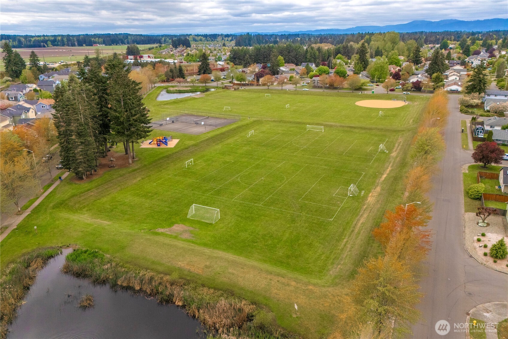 5919 Cherokee Loop Southeast Lacey, WA 98513 - Photo 33 of 34 Gallery Image 33