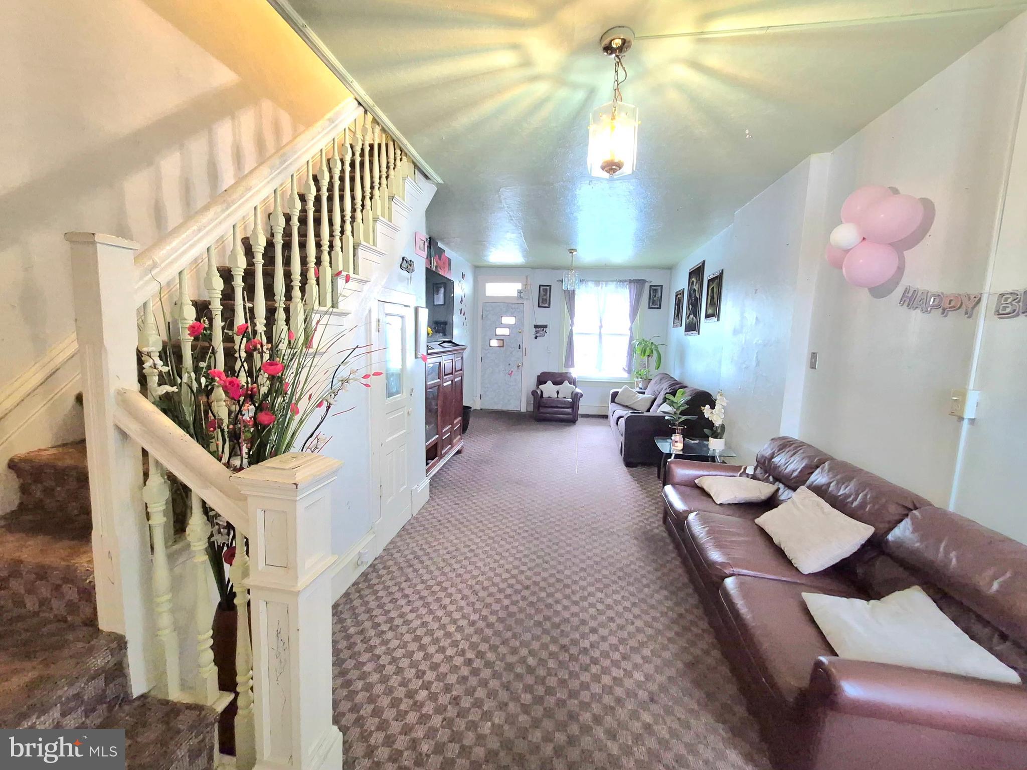 724 Weiser Street Reading, PA 19601 - Photo 4 of 26