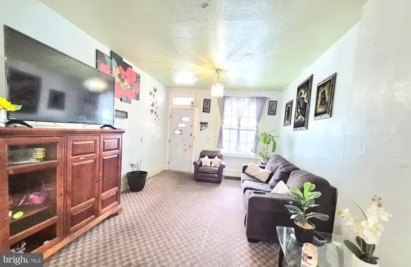 $209,900 | 724 Weiser Street, Reading, PA 19601