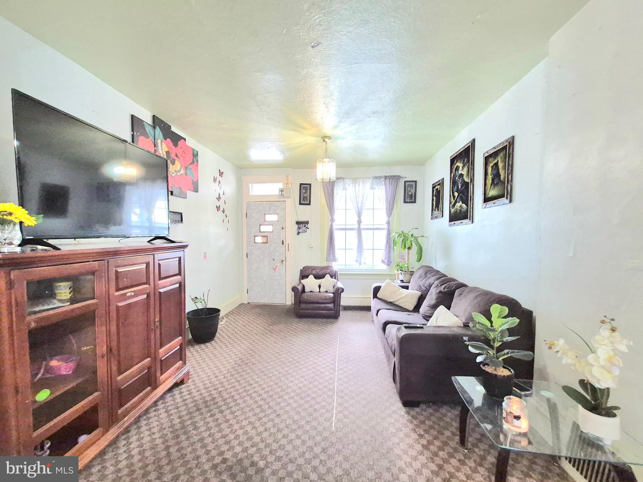 724 Weiser Street Reading, PA 19601 - Photo 6 of 26