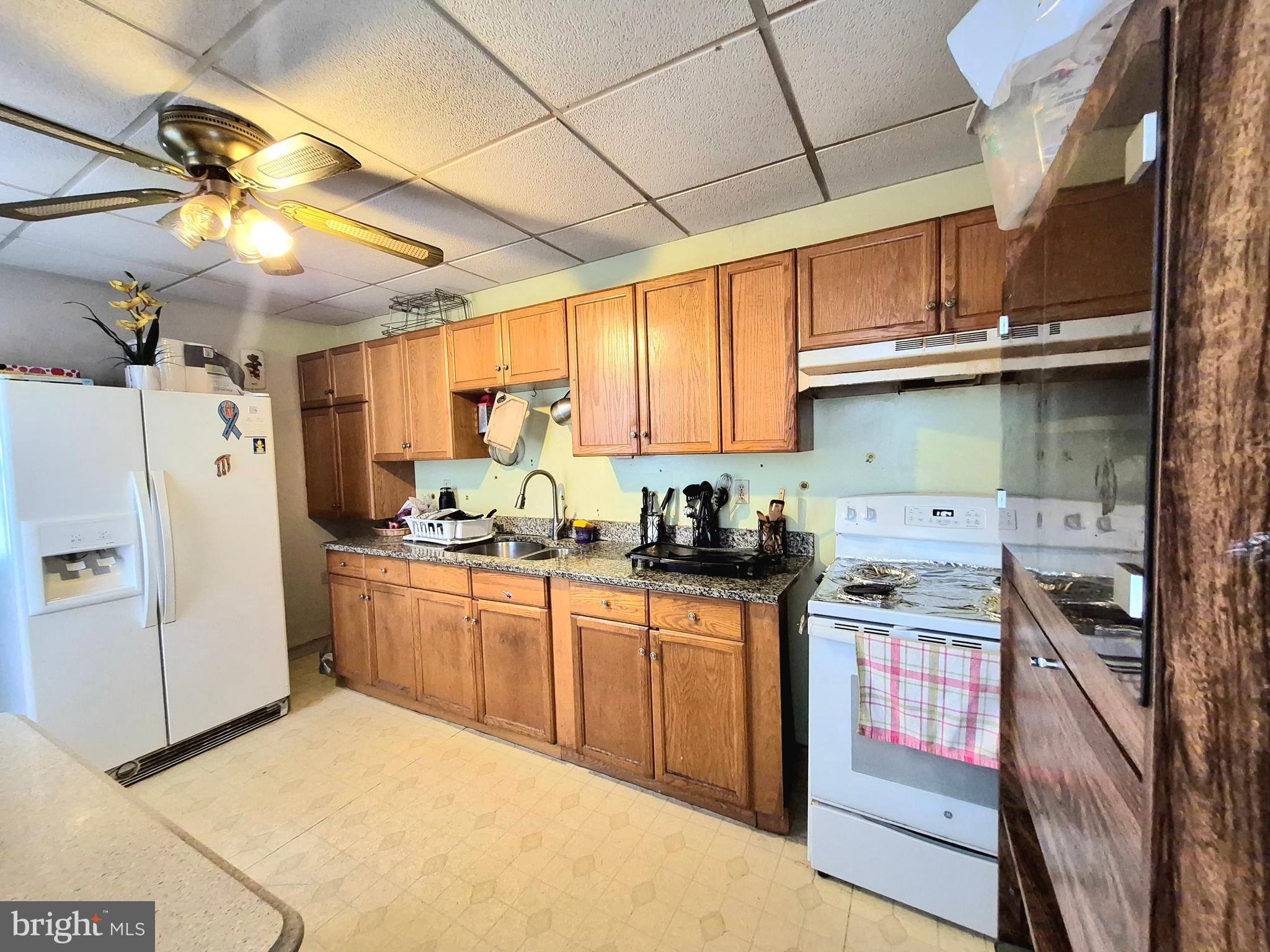 724 Weiser Street Reading, PA 19601 - Photo 10 of 26