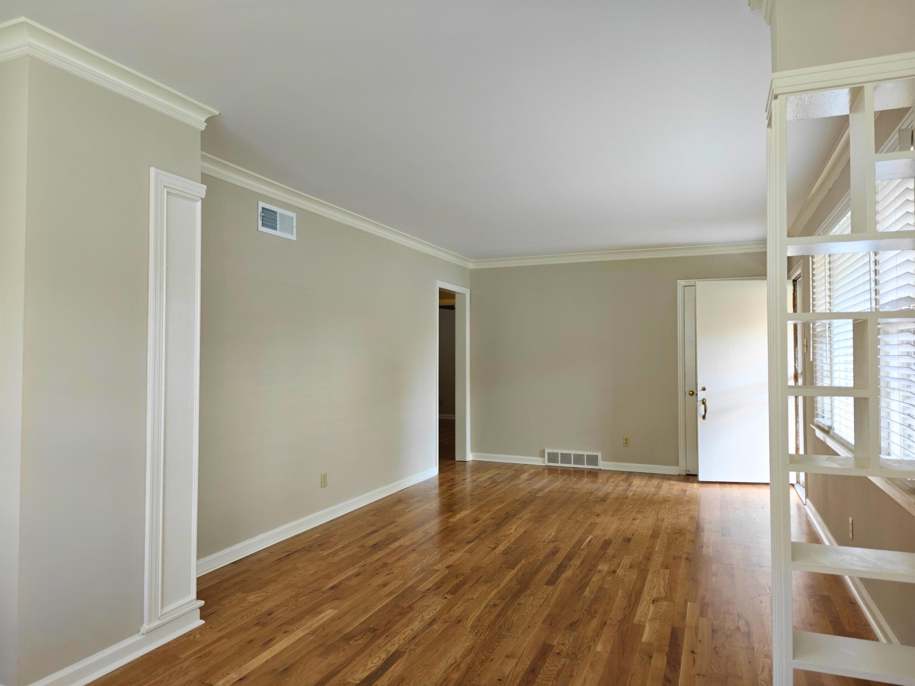 954 Ivy Road Memphis, TN 38117 - Photo 6 of 34