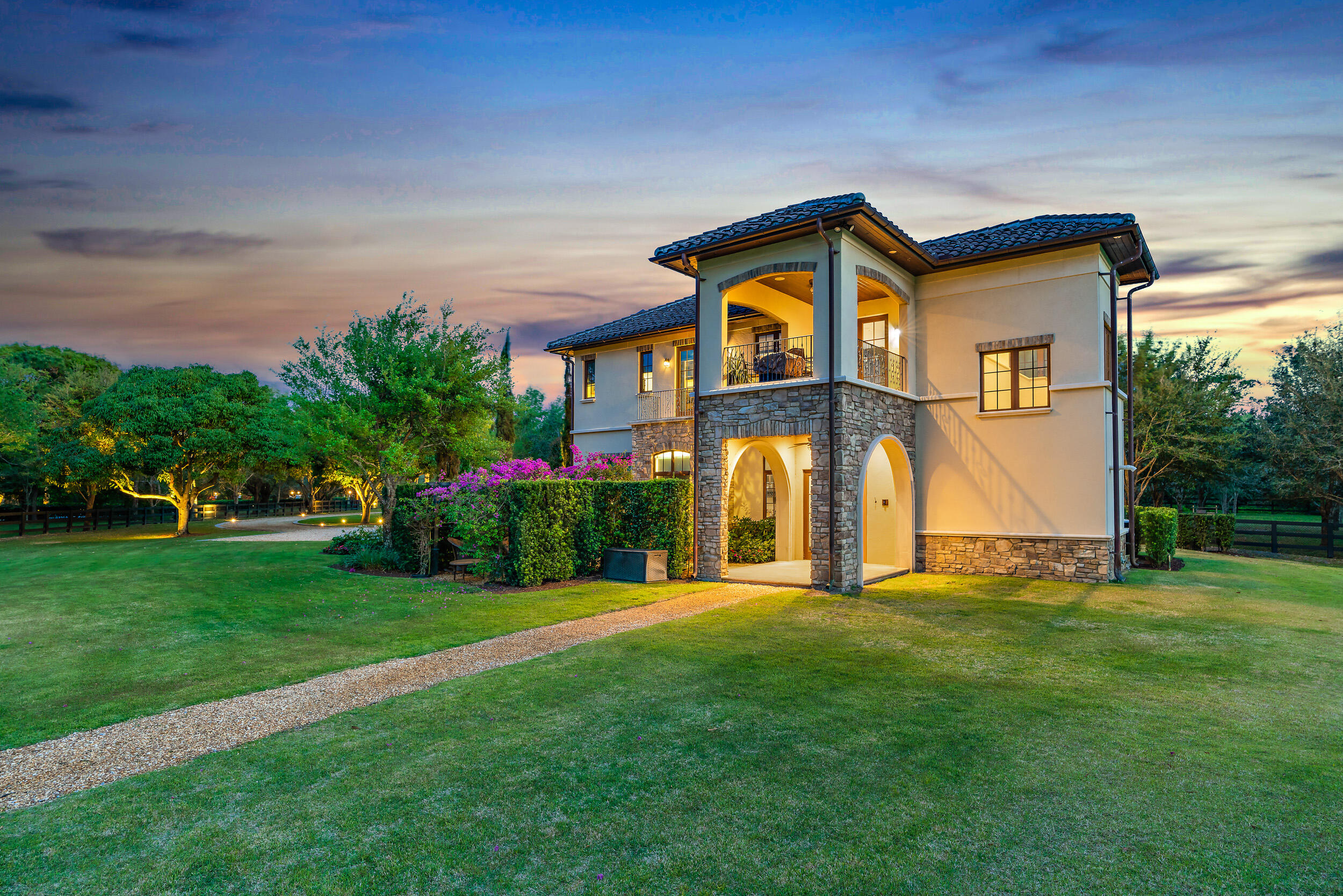 8209 Southeast Rivers Edge Street Jupiter, FL 33458 - Photo 16 of 70 8209 SE Rivers Edge St-40 (1)