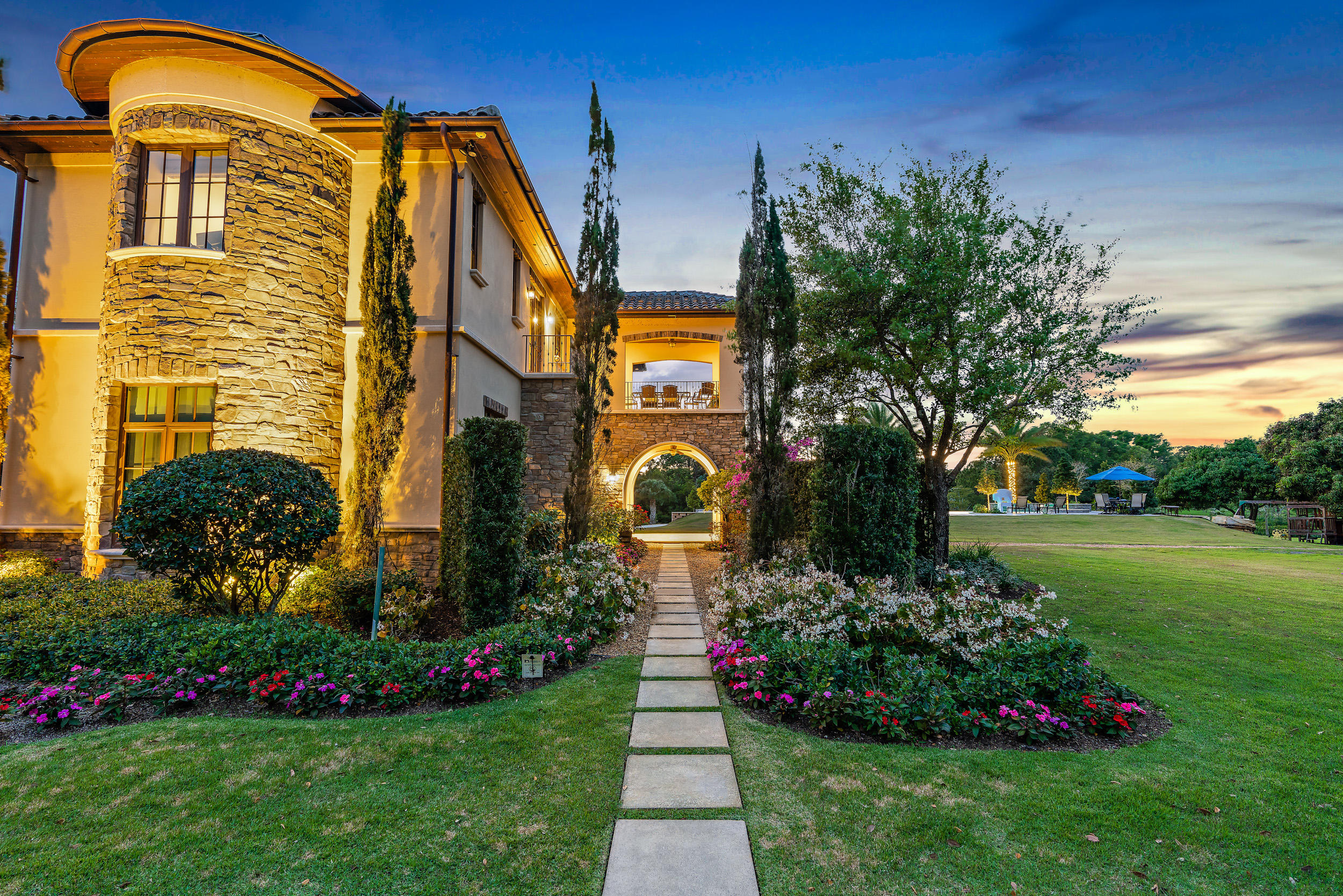 8209 Southeast Rivers Edge Street Jupiter, FL 33458 - Photo 26 of 70 8209 SE Rivers Edge St-38 (1)