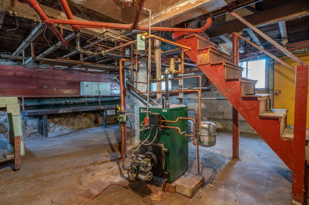 34 Summer Street Saugus, MA 01906 - Photo 31 of 35