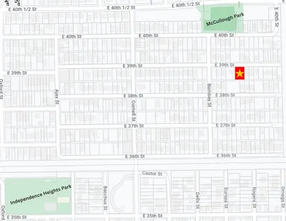 a view of a yard with a big yard