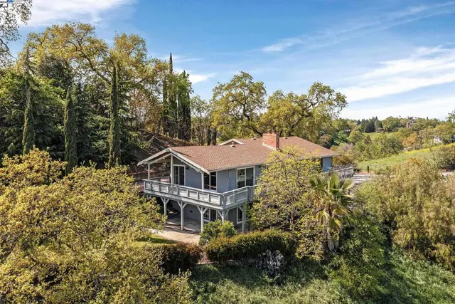 $1,750,000 | 855 El Pintado Road, Danville, CA 94526