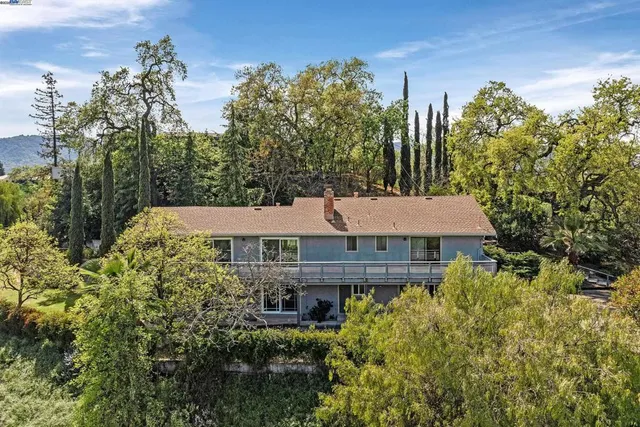$1,750,000 | 855 El Pintado Road, Danville, CA 94526