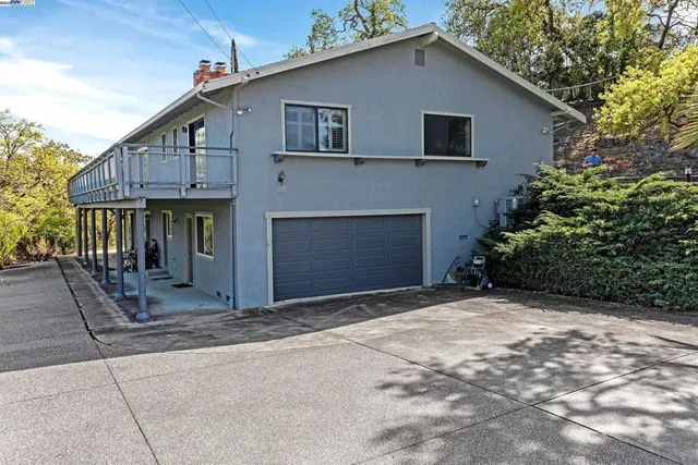 $1,750,000 | 855 El Pintado Road, Danville, CA 94526