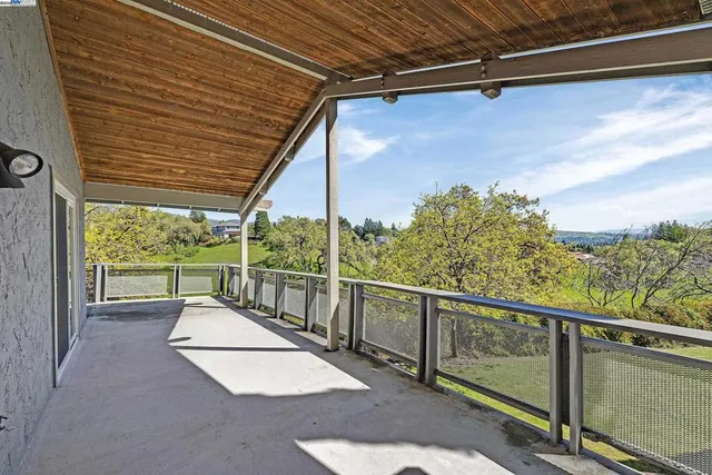 $1,750,000 | 855 El Pintado Road, Danville, CA 94526